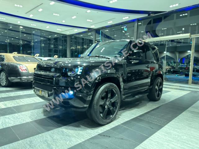 2021 لاند روفر ديفيندر اتش اس اي