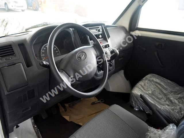 2013 Daihatsu GRAN MAX