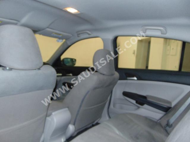 2012 هوندا اكورد