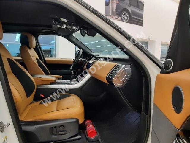 2020 لاند روفر رينج روفر سبورت اتش اس اي