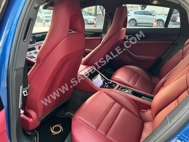 2019 Porsche Panamera