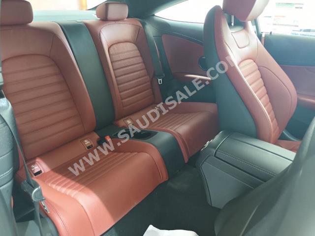 2023 مرسيدس - بنز سي 200 أي إم جي كوبيه