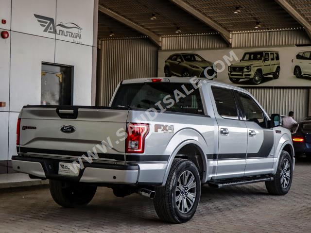 2017 فورد اف 150 اكس ال تي