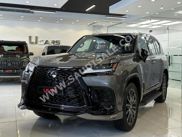 2024 لكزس إل إكس 600 إف