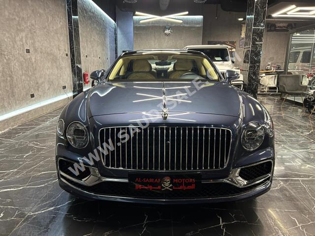 2020 بنتلي كونتيننتل فلاينج سبير دابليو 12