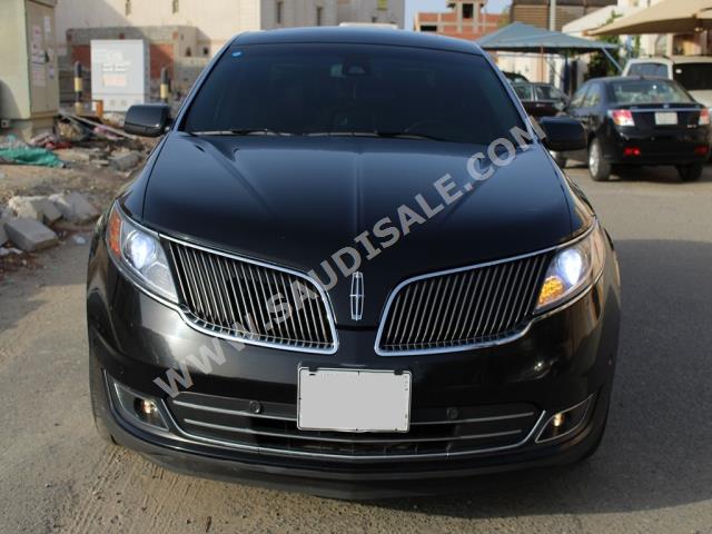 2014 Lincoln MKS