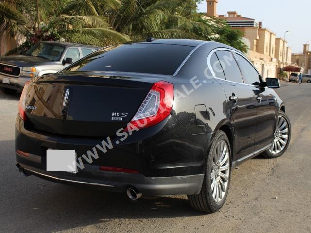 2014 Lincoln MKS