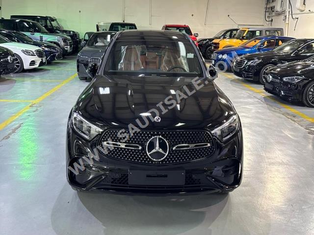 2023 مرسيدس - بنز جي إل سي 200 اي ام جي