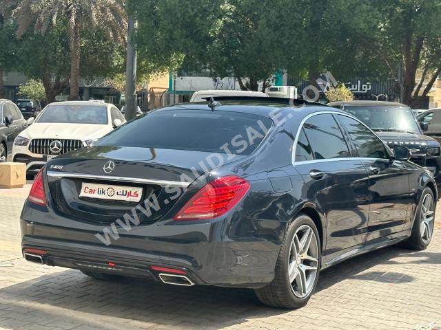 2015 مرسيدس - بنز إس 400