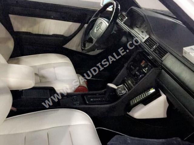 1991 مرسيدس - بنز إي 500