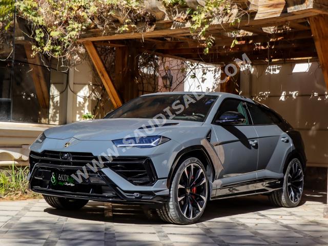 2023 لمبرجيني اوروس اس