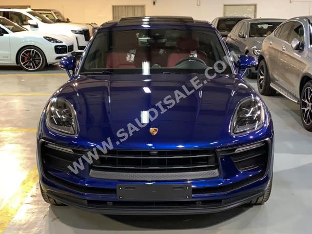 2022 Porsche Macan