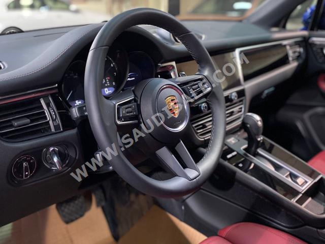 2022 Porsche Macan