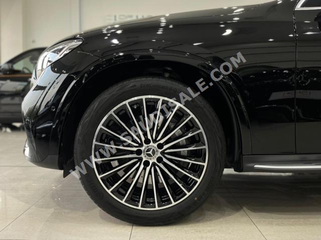 2023 مرسيدس - بنز جي إل سي 200