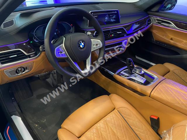 2021 بي ام دبليو الفئة السابعة 740 إل أي