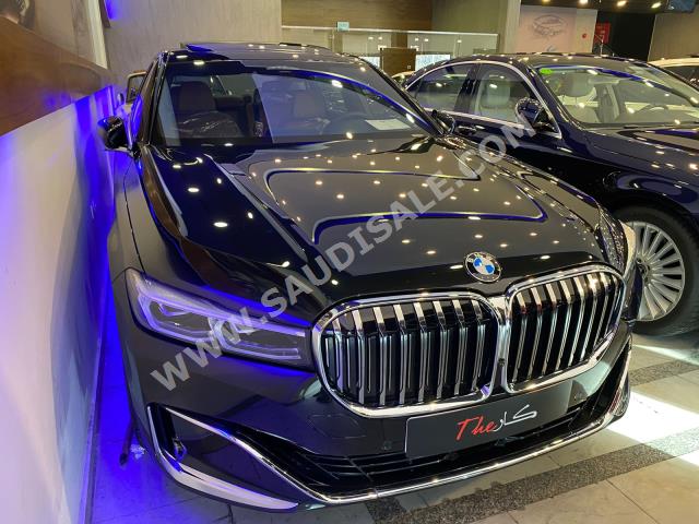 2021 بي ام دبليو الفئة السابعة 740 إل أي