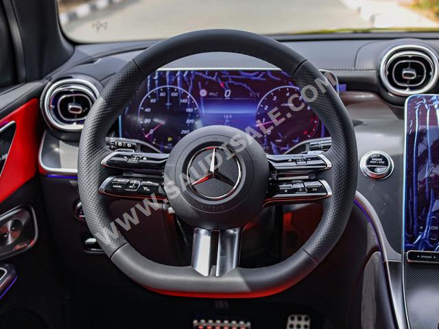 2023 Mercedes-Benz GLC 300