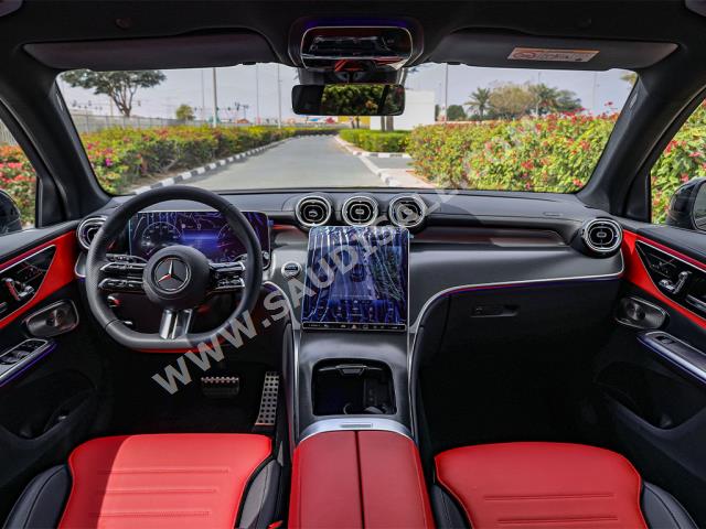 2023 Mercedes-Benz GLC 300