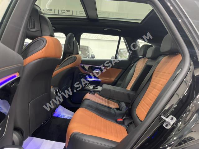 2023 مرسيدس - بنز جي إل سي 200