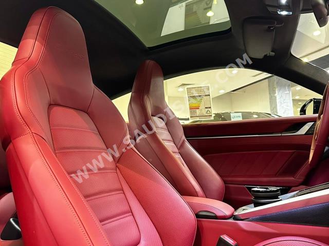 2023 بورش 911 توربو اس