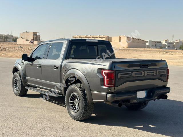 2019 فورد اف 150 رابتور