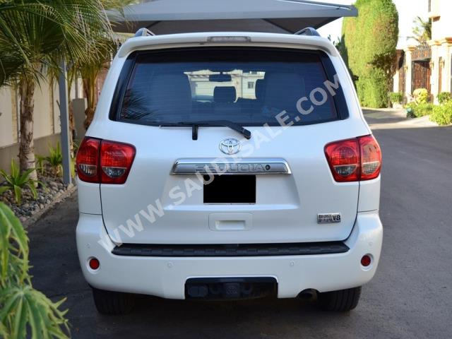 2013 تويوتا سكويا ليمتد