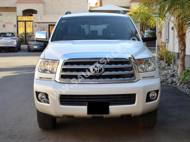 2013 تويوتا سكويا ليمتد