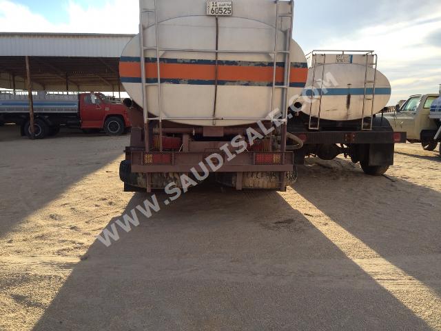 1974 مرسيدس - بنز شاحنة بوز 2624