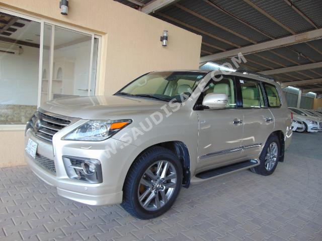 2014 Lexus LX 570 S