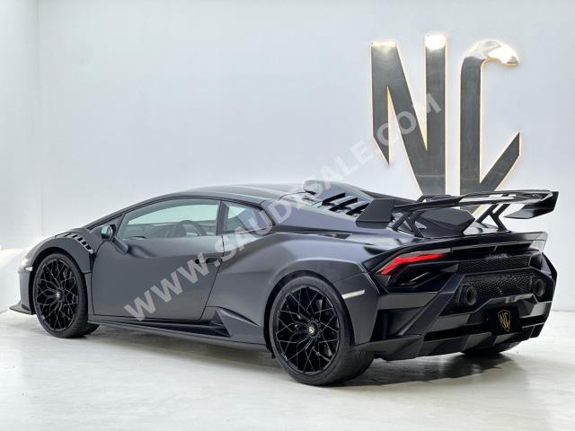 2022 لمبرجيني هوراكان إس تو أو