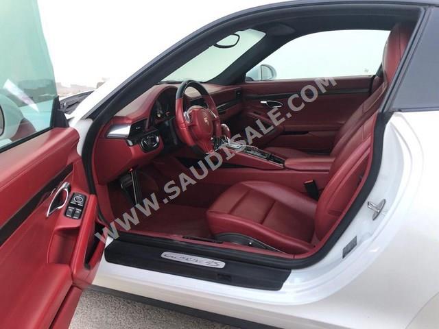 2014 Porsche 911 Carrera 4S