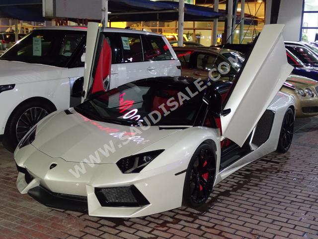 2014 Lamborghini Aventador SV Roadster
