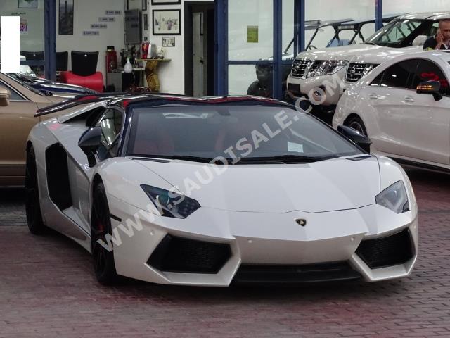 2014 Lamborghini Aventador SV Roadster