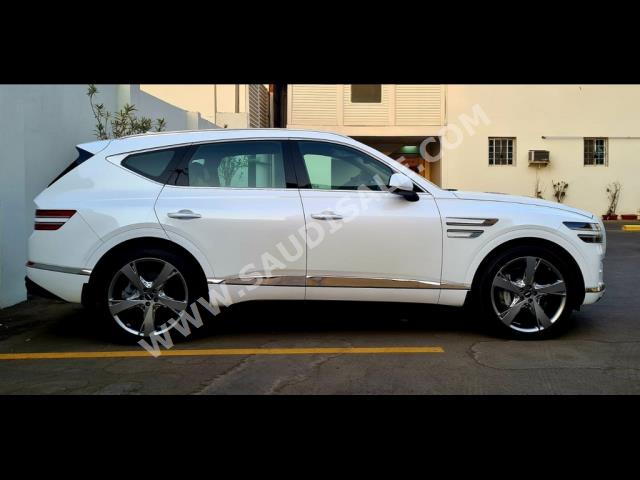 2022 جينيسيس جي في 80