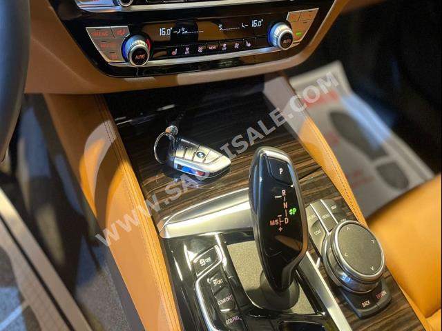 2021 بي ام دبليو الفئة الخامسة 520 أي