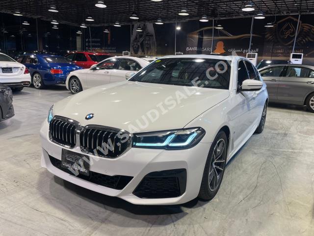 2021 بي ام دبليو الفئة الخامسة 520 أي