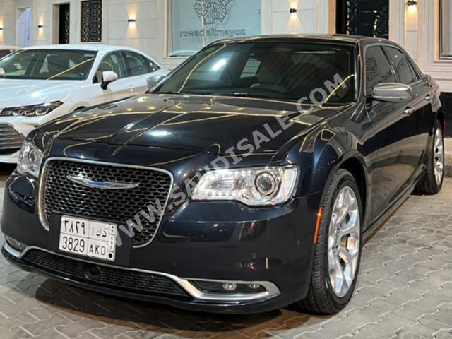2019 كرايسلر 300 سي