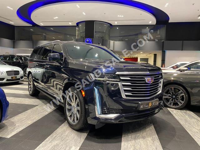 2021 كاديلاك اسكاليد بلاتينيوم