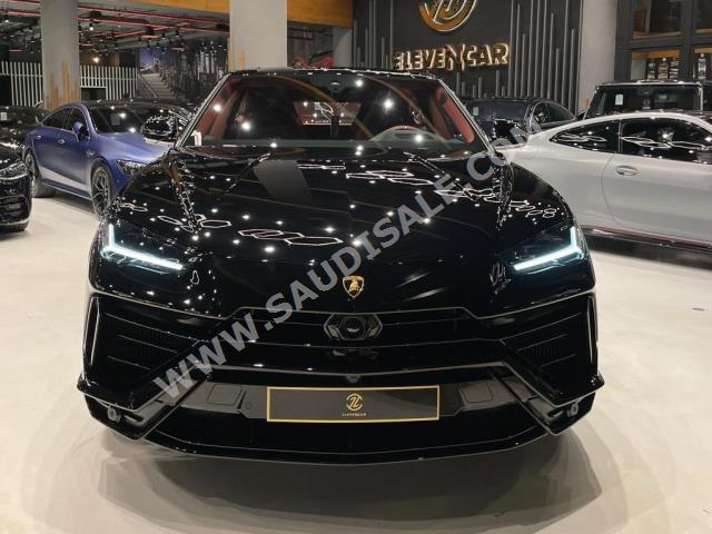 2023 لمبرجيني اوروس اس