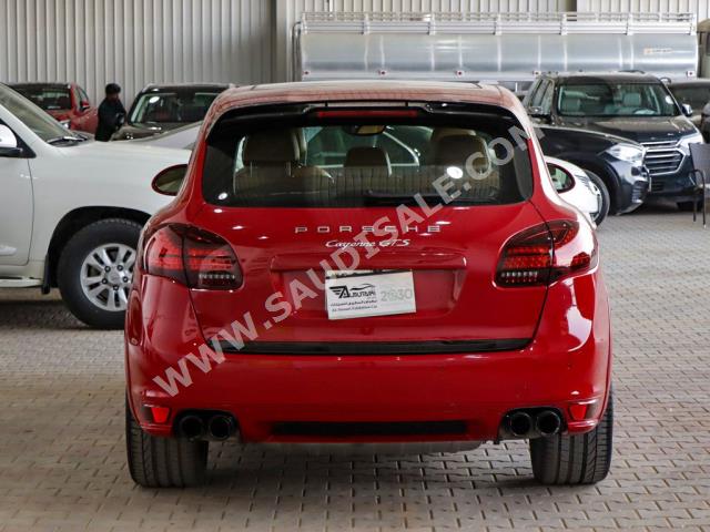 2013 بورش كايين جي تي اس