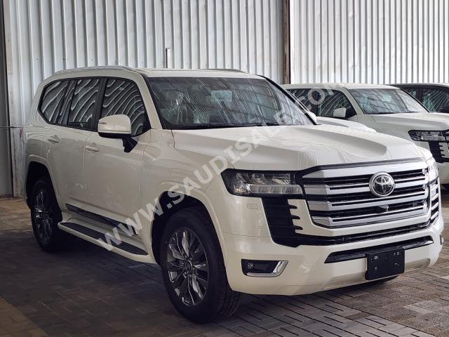 2024 تويوتا لاند كروزر جي اكس ار4