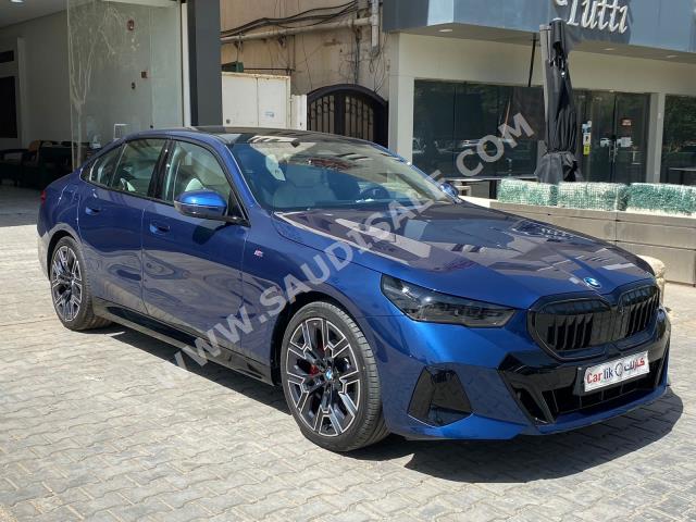 2024 بي ام دبليو الفئة الخامسة 520 أي