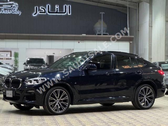 2021 بي ام دبليو الفئة اكس 4