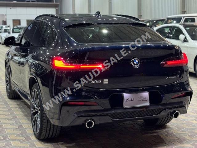 2021 بي ام دبليو الفئة اكس 4