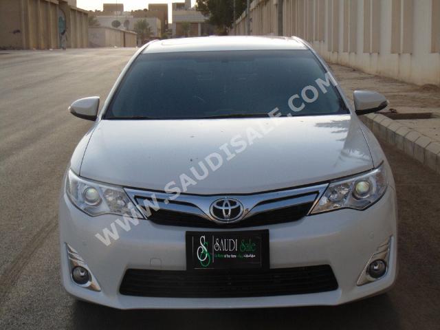 2015 تويوتا كامري