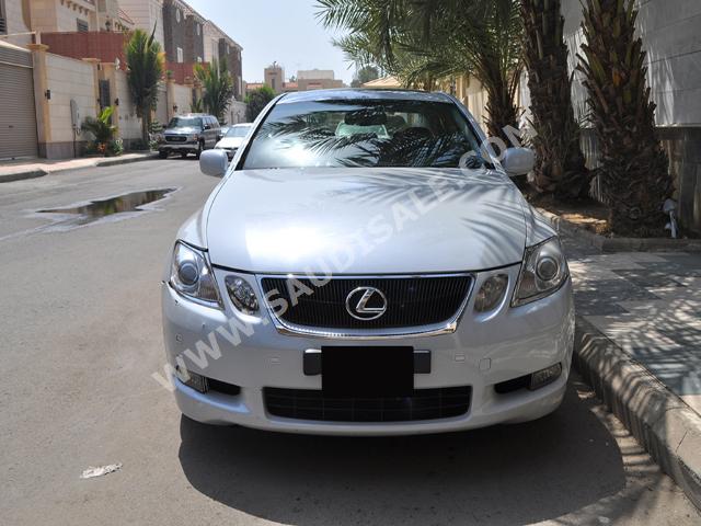 2007 لكزس جي إس 430