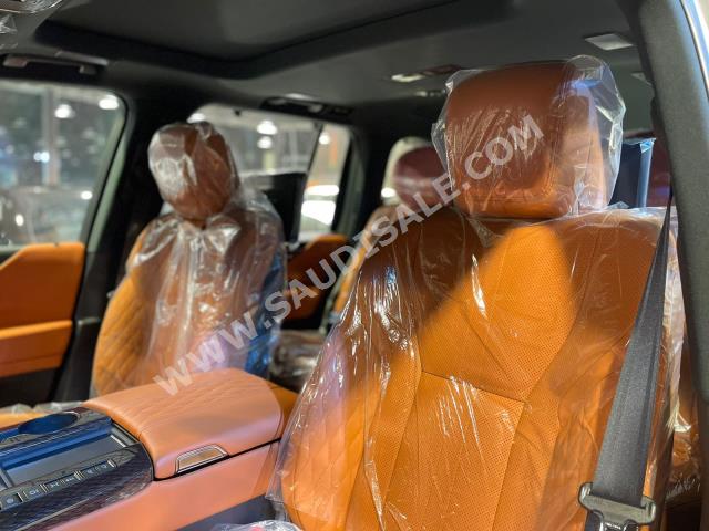 2023 لكزس إل إكس 600 في أي بي