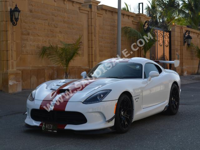 2016 Dodge Viper GTS