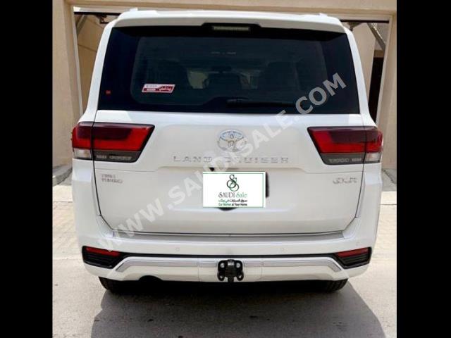 2023 تويوتا لاند كروزر جي اكس ار4