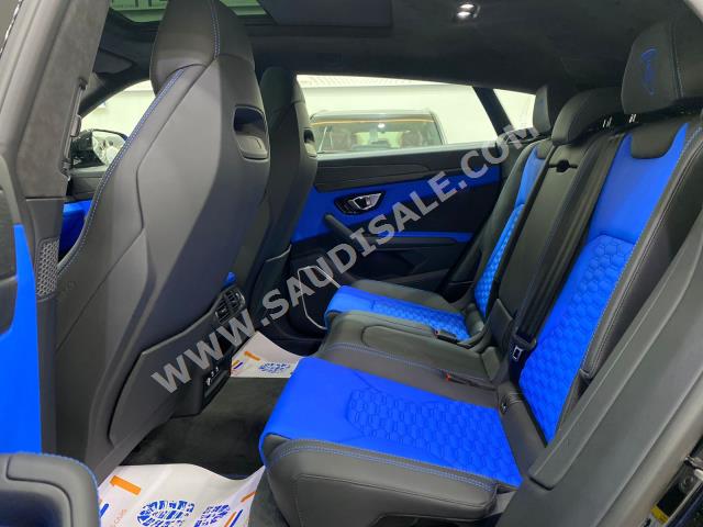 2022 لمبرجيني اوروس